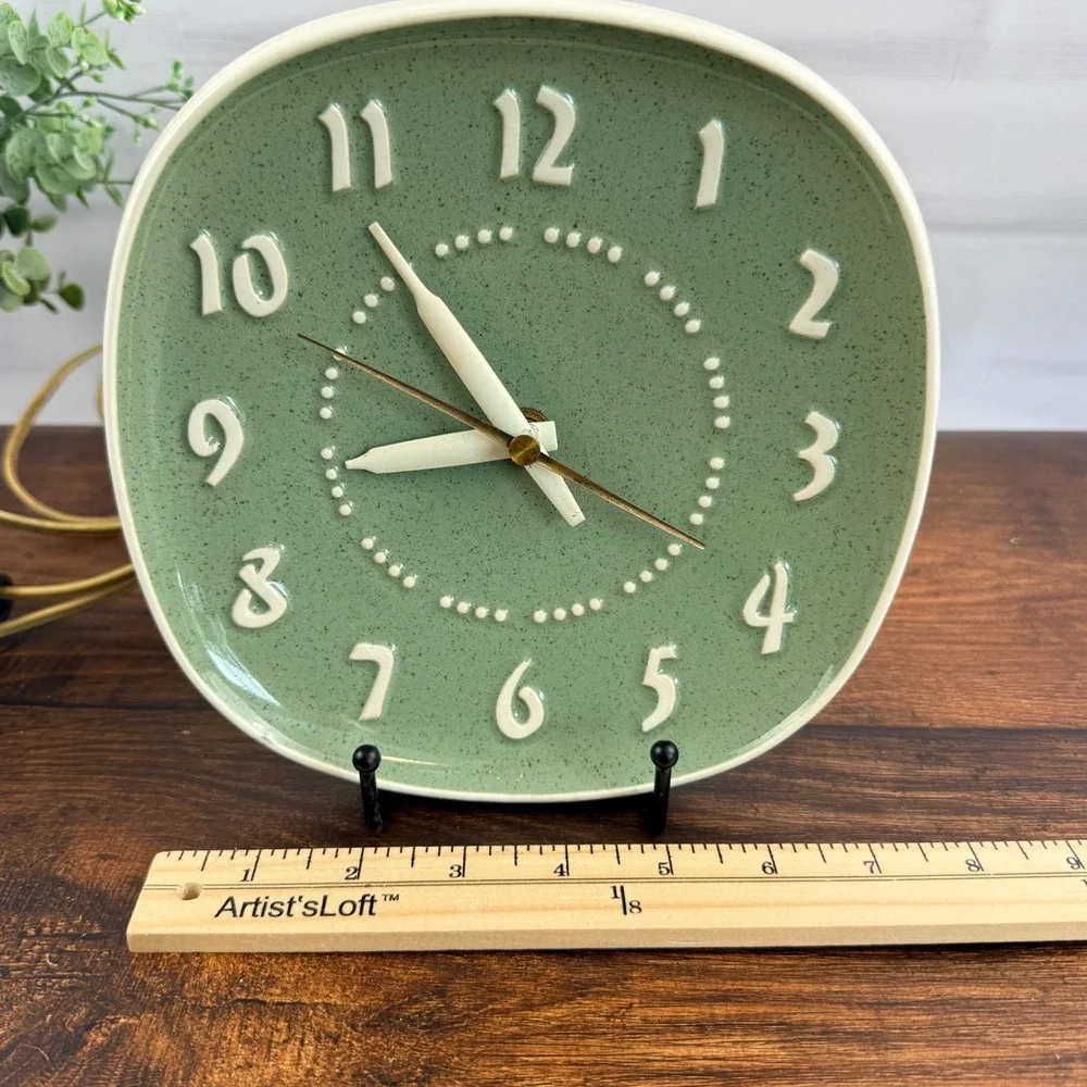 Russel Wright General Electric Ceramic Wall Clock Green Mid Century Works
